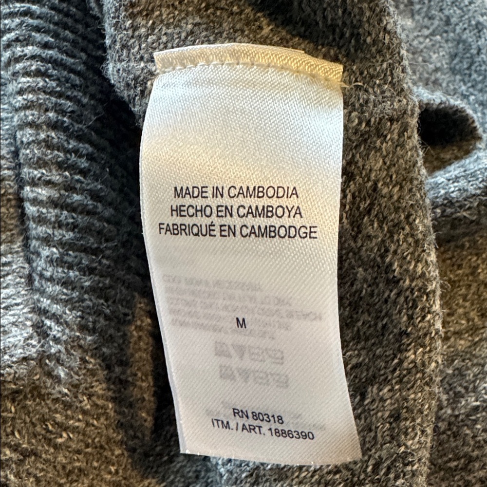 Lucky Brand Heathered Gray V-Neck Pullover Sweater - Picture 4 of 7